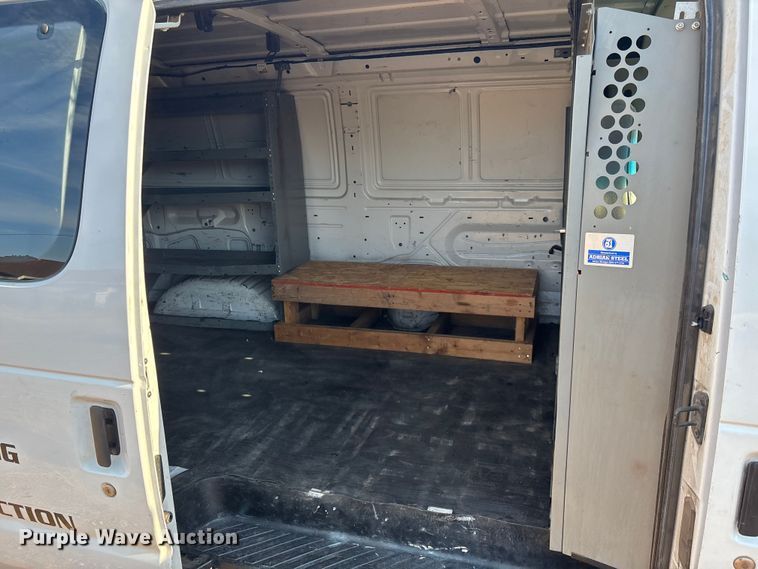 image for item EM5070 2006 Ford Econoline van