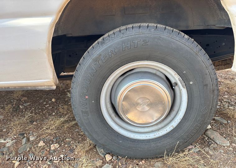 image for item EM5070 2006 Ford Econoline van