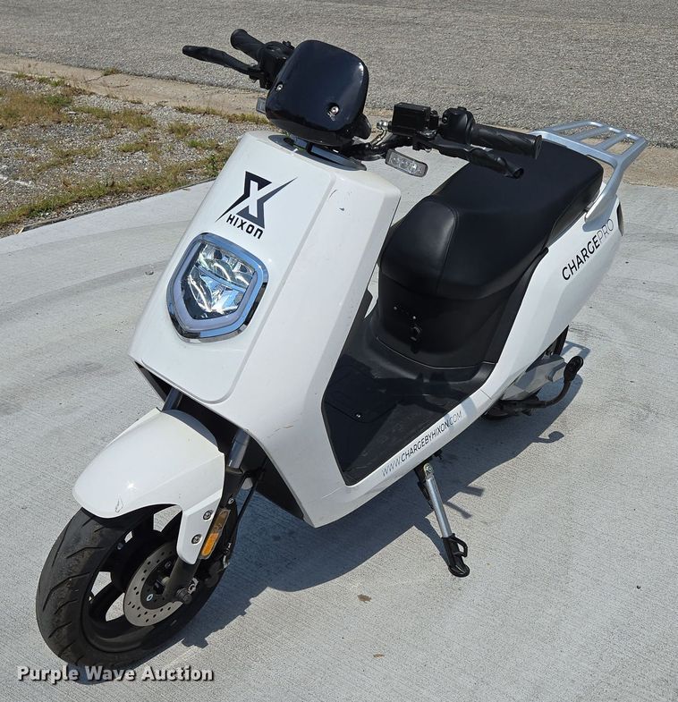 image for item EN5507 2019 Hixon Chargepro electric scooter