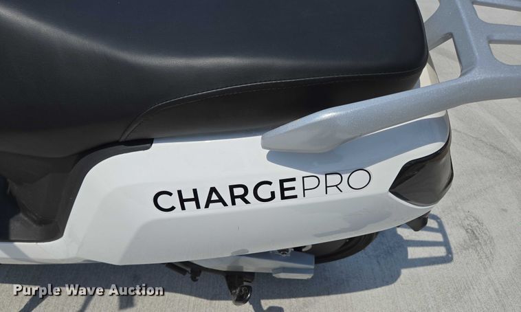 image for item EN5507 2019 Hixon Chargepro electric scooter