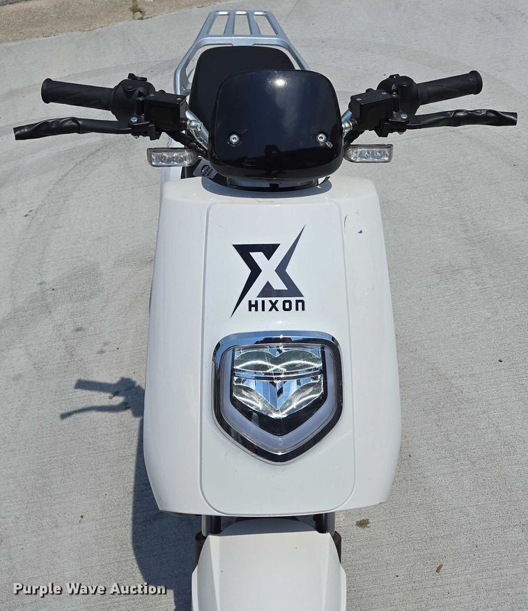 image for item EN5507 2019 Hixon Chargepro electric scooter