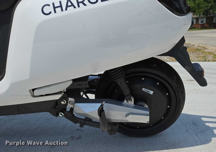 image for item EN5507 2019 Hixon Chargepro electric scooter