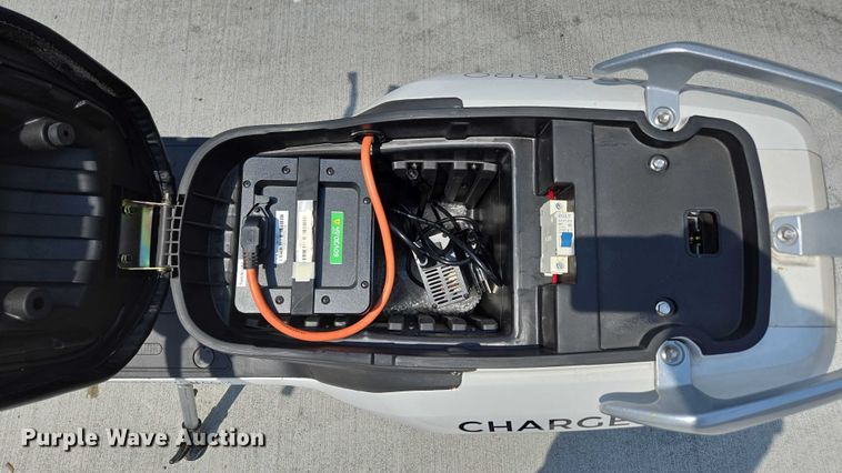 image for item EN5507 2019 Hixon Chargepro electric scooter