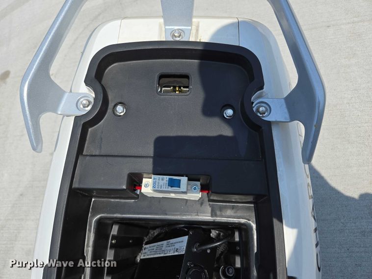 image for item EN5507 2019 Hixon Chargepro electric scooter