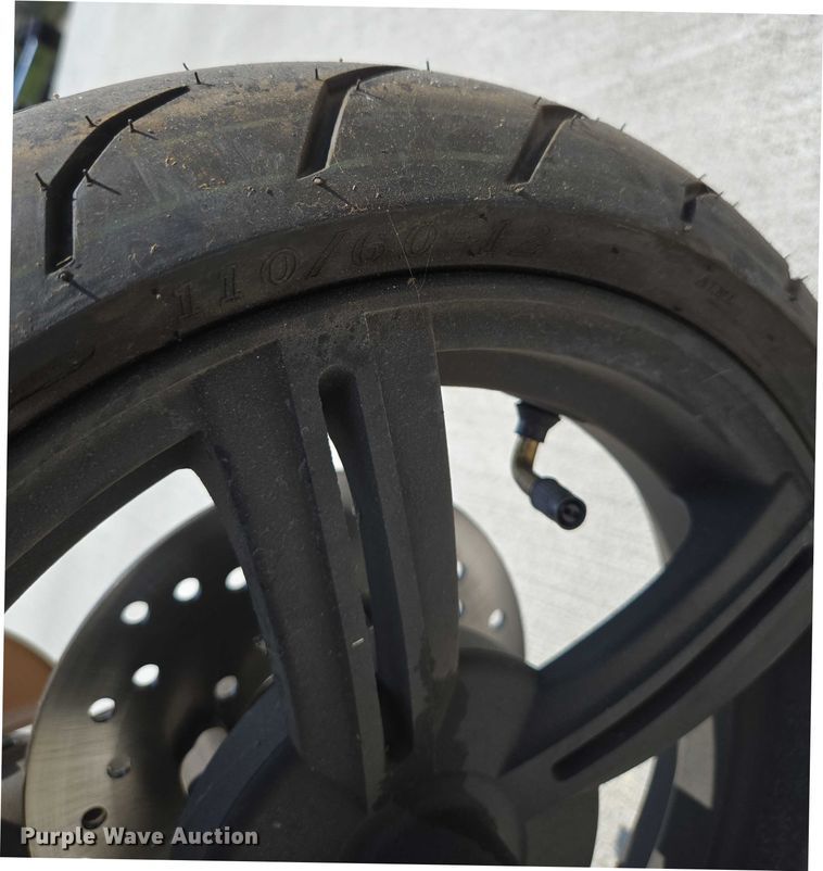 image for item EN5507 2019 Hixon Chargepro electric scooter