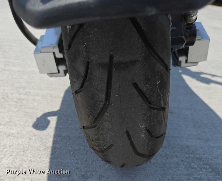 image for item EN5507 2019 Hixon Chargepro electric scooter