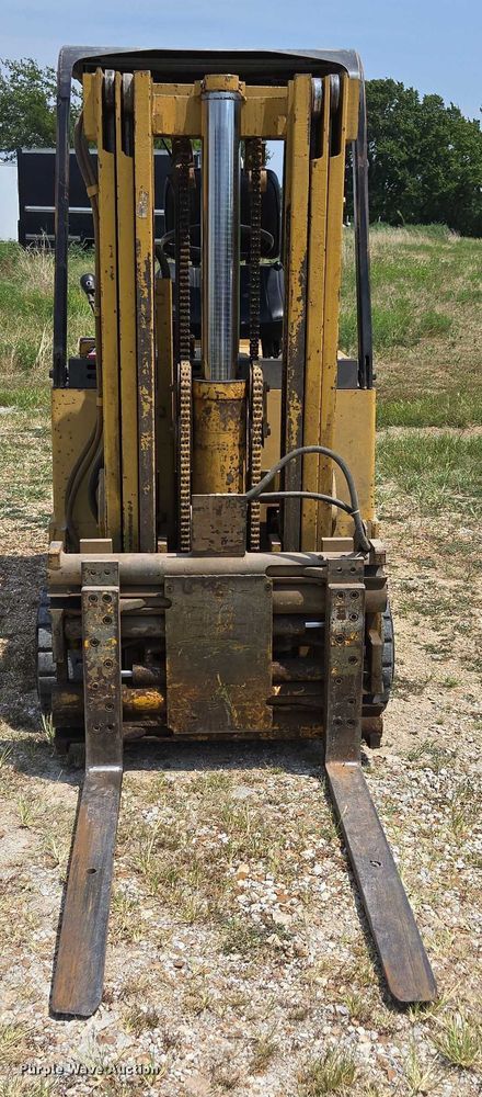 MONTACARGAS ELéCTRICO CATERPILLAR M50B