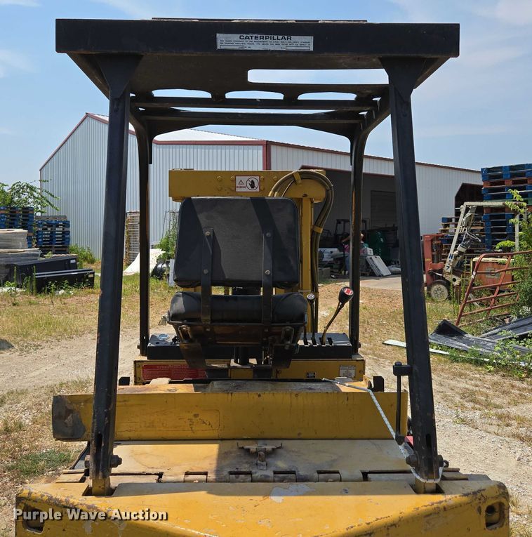 image for item EN5509 Caterpillar M50B forklift