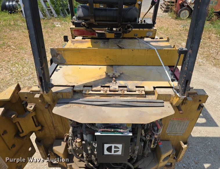 image for item EN5509 Caterpillar M50B forklift