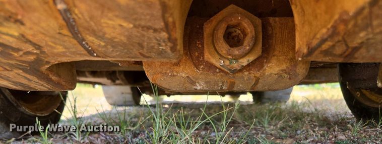 image for item EN5509 Caterpillar M50B forklift