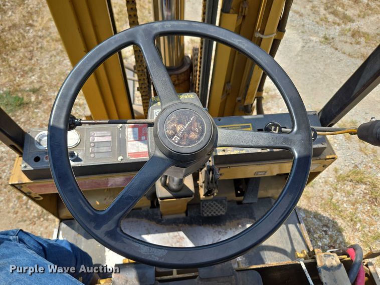 image for item EN5509 Caterpillar M50B forklift