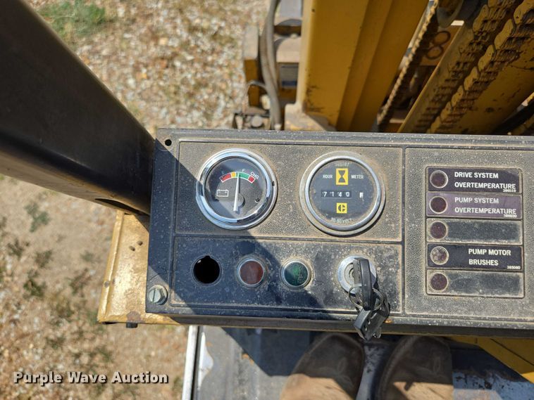 image for item EN5509 Caterpillar M50B forklift