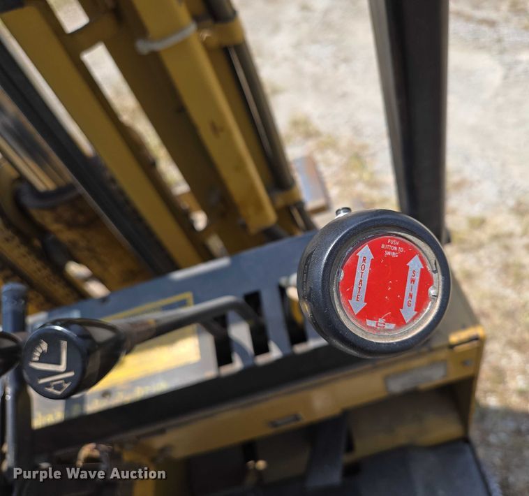 image for item EN5509 Caterpillar M50B forklift