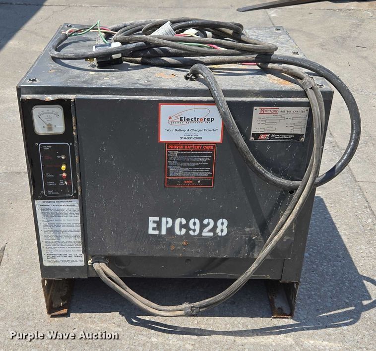 image for item EN5509 Caterpillar M50B forklift