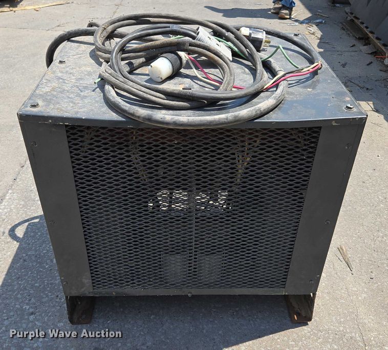 image for item EN5509 Caterpillar M50B forklift