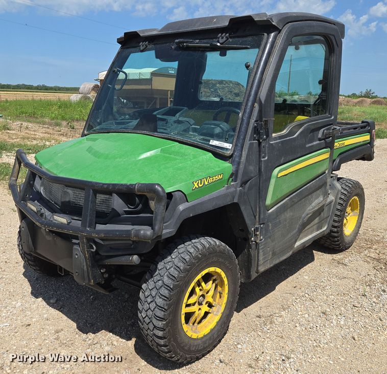 image for item EN8310 2018 John Deere XUV 835M utility vehicle