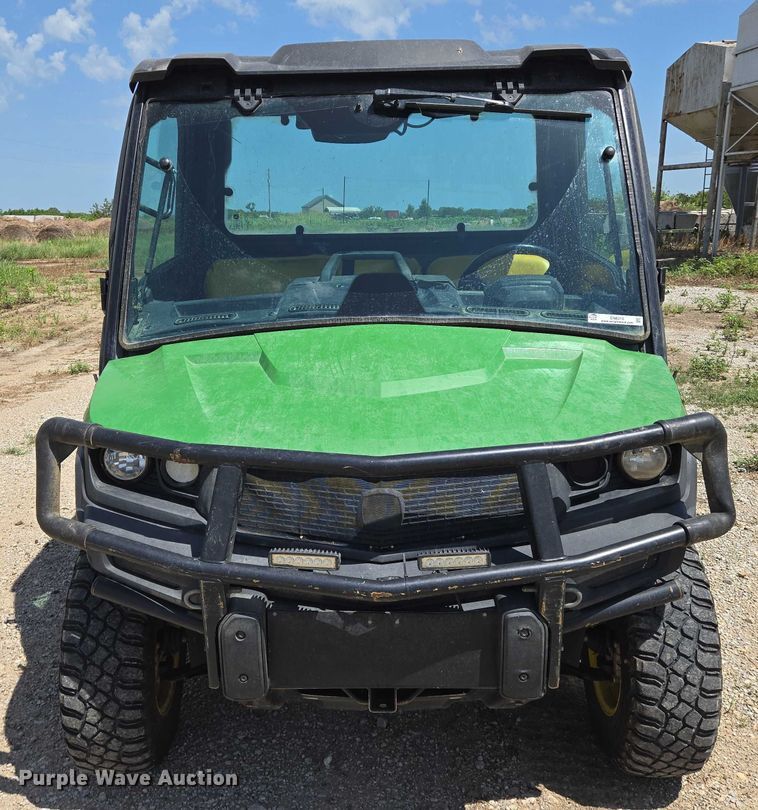 image for item EN8310 2018 John Deere XUV 835M utility vehicle