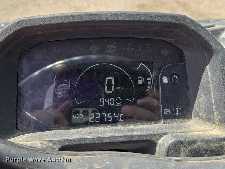 image for item EN8310 2018 John Deere XUV 835M utility vehicle