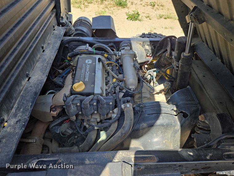 image for item EN8310 2018 John Deere XUV 835M utility vehicle