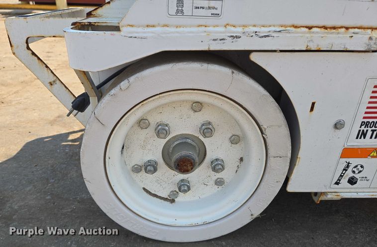 image for item EN8343 Hy-Brid ZT-1630 scissor lift