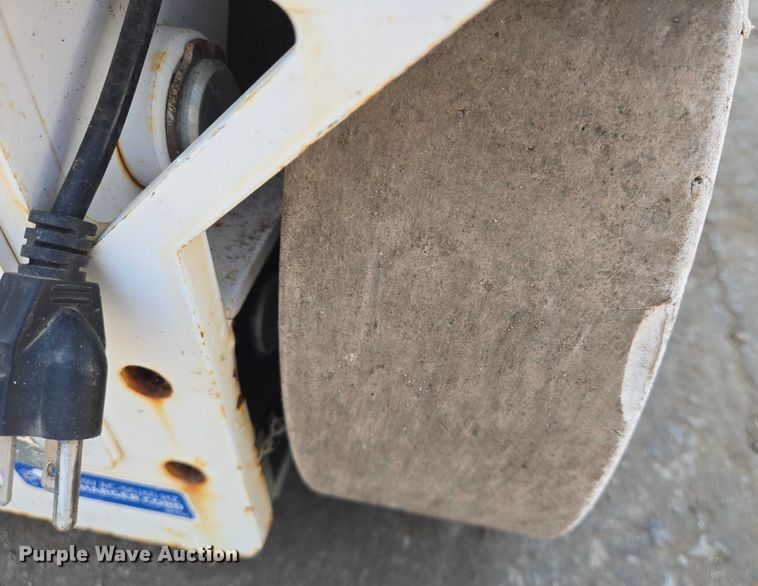 image for item EN8343 Hy-Brid ZT-1630 scissor lift