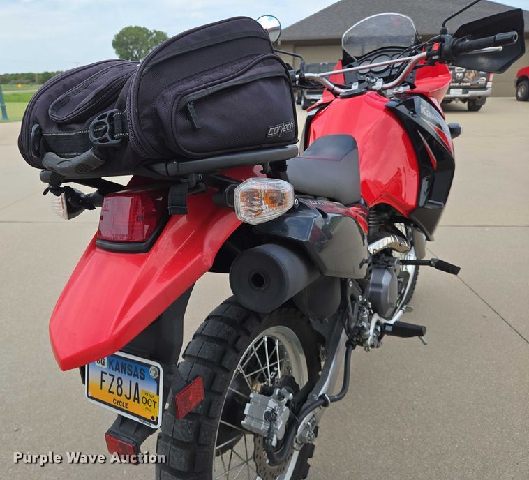 image for item EN8373 2009 Kawasaki KLR650 motorcycle