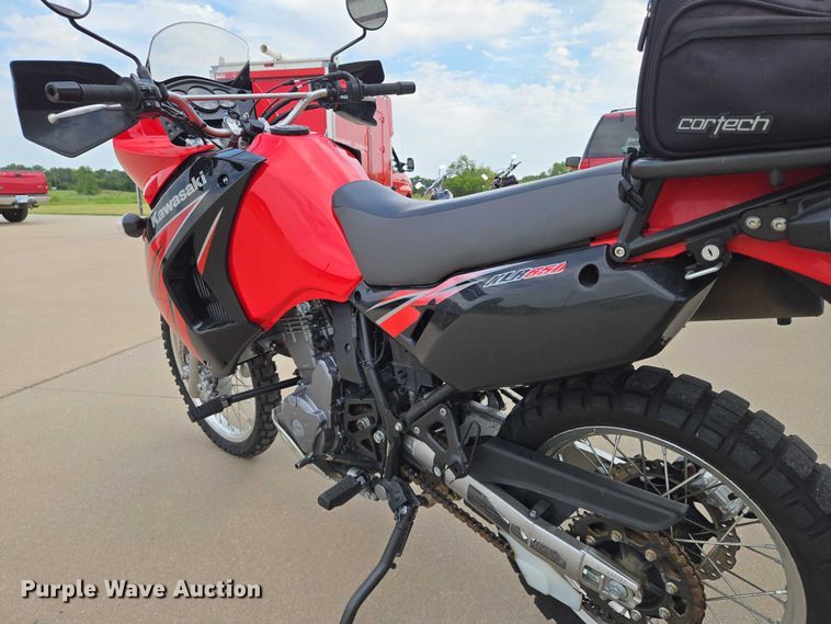 image for item EN8373 2009 Kawasaki KLR650 motorcycle