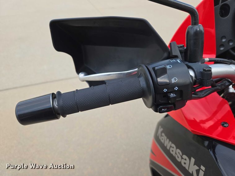 image for item EN8373 2009 Kawasaki KLR650 motorcycle