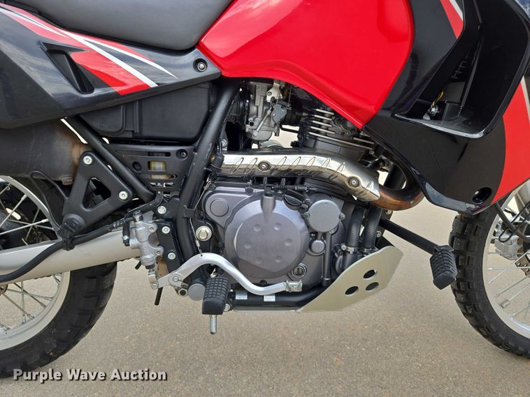 image for item EN8373 2009 Kawasaki KLR650 motorcycle