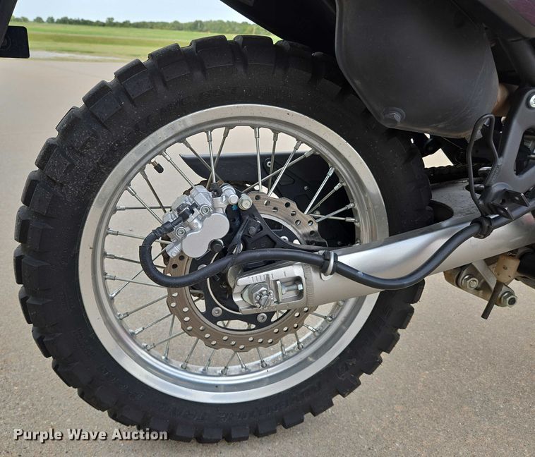 image for item EN8373 2009 Kawasaki KLR650 motorcycle