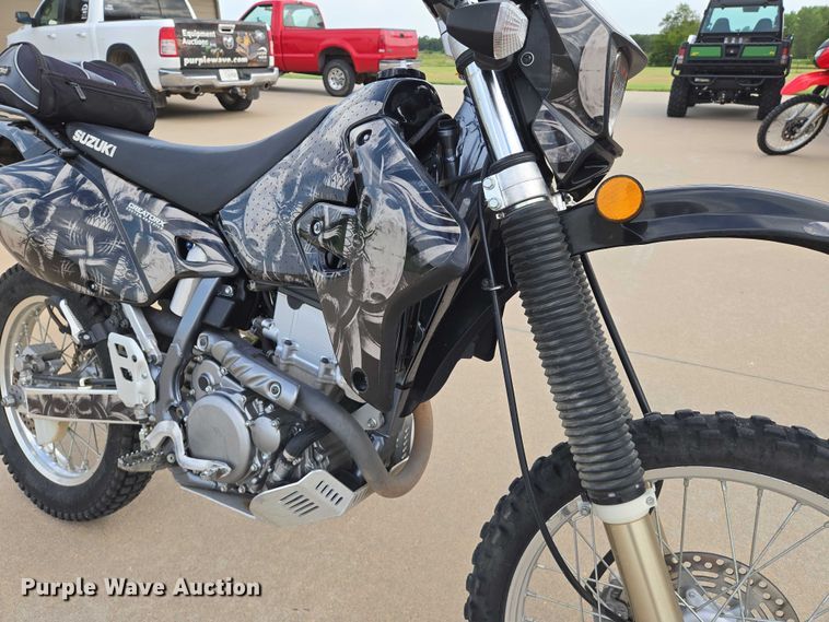 image for item EN8374 2009 Suzuki DR-Z400S motorcycle