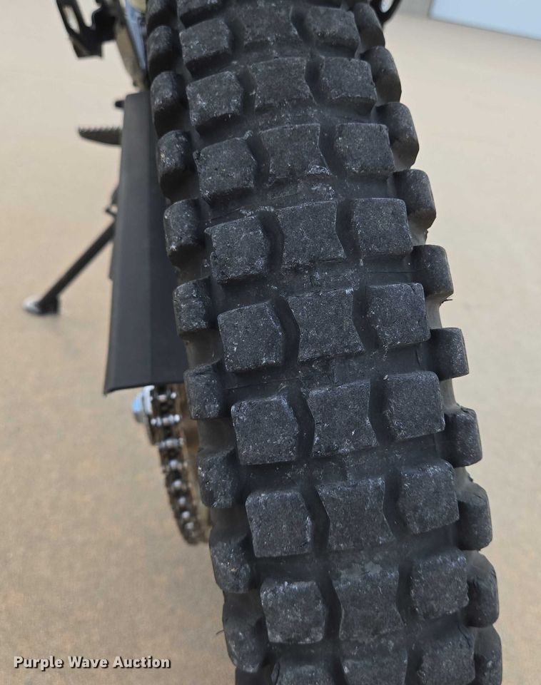 image for item EN8374 2009 Suzuki DR-Z400S motorcycle