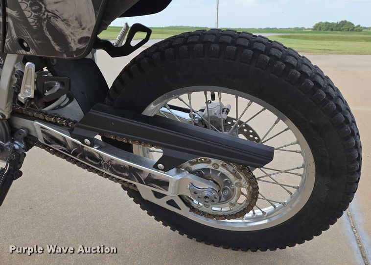 image for item EN8374 2009 Suzuki DR-Z400S motorcycle