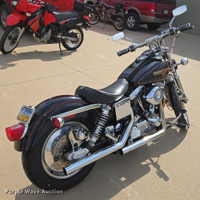 image for item EN8376 1993 Harley-Davidson Dyna Low Rider motorcycle