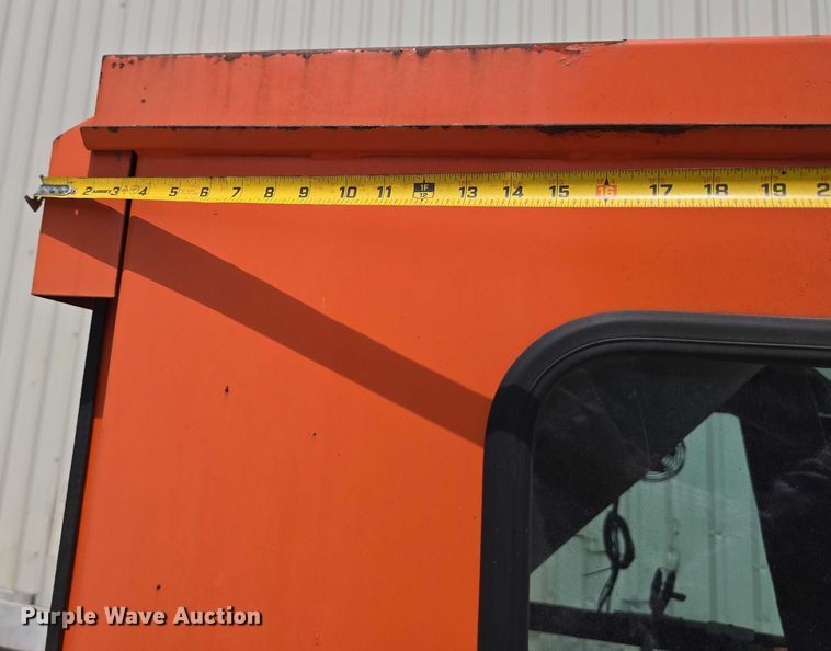 image for item EO1563 Mi-Jack crane operators station