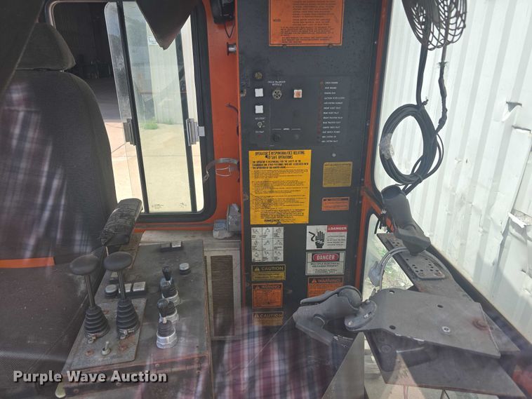 image for item EO1563 Mi-Jack crane operators station