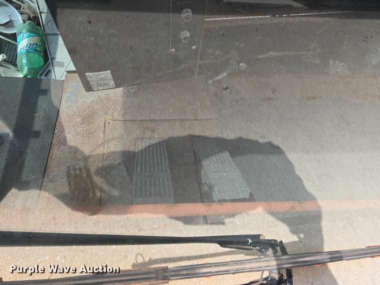 image for item EO1563 Mi-Jack crane operators station