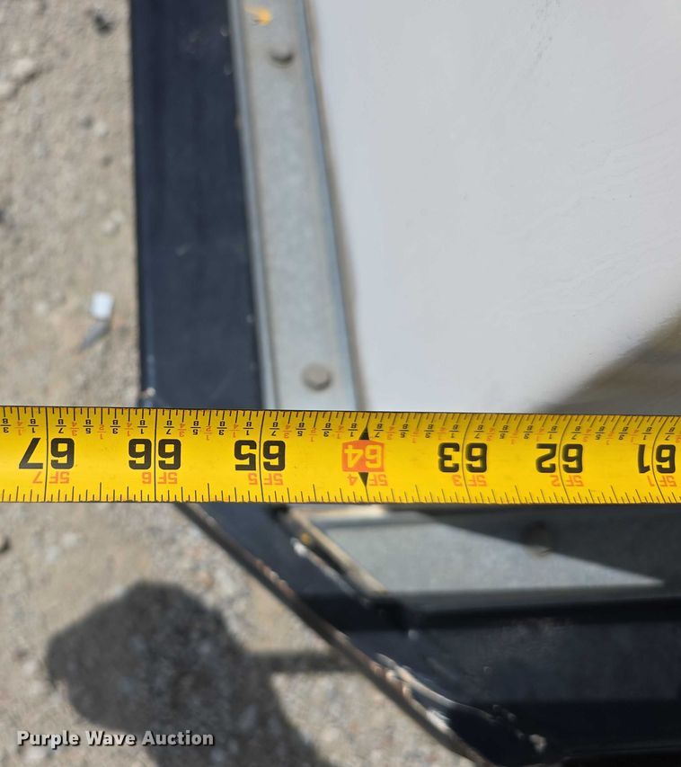 image for item EO1564 Yard truck cab