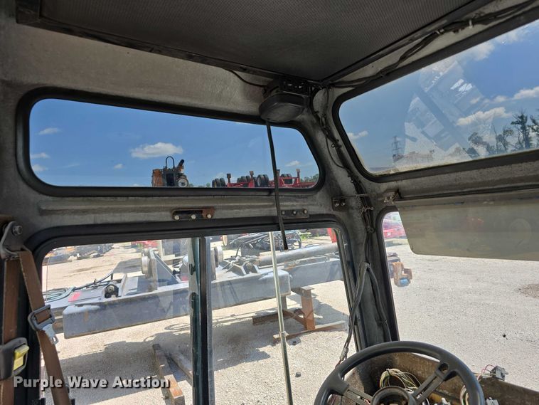 image for item EO1564 Yard truck cab