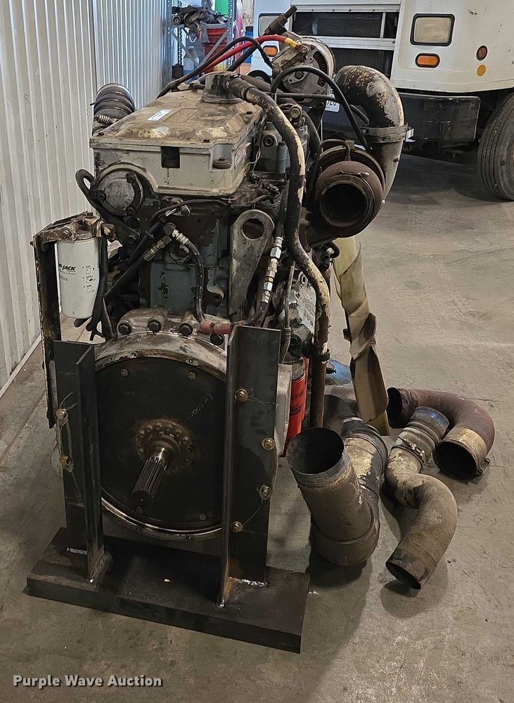 image for item EO1568 Detroit Diesel Series 50 engine