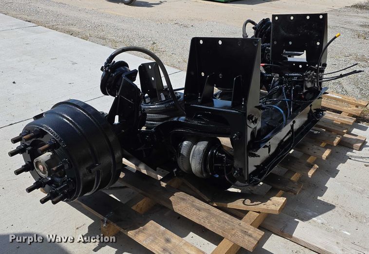 image for item EO1569 2022 Link 8A000749 steerable pusher axle