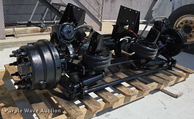 image for item EO1569 2022 Link 8A000749 steerable pusher axle