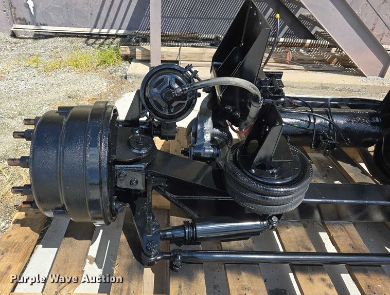 image for item EO1569 2022 Link 8A000749 steerable pusher axle