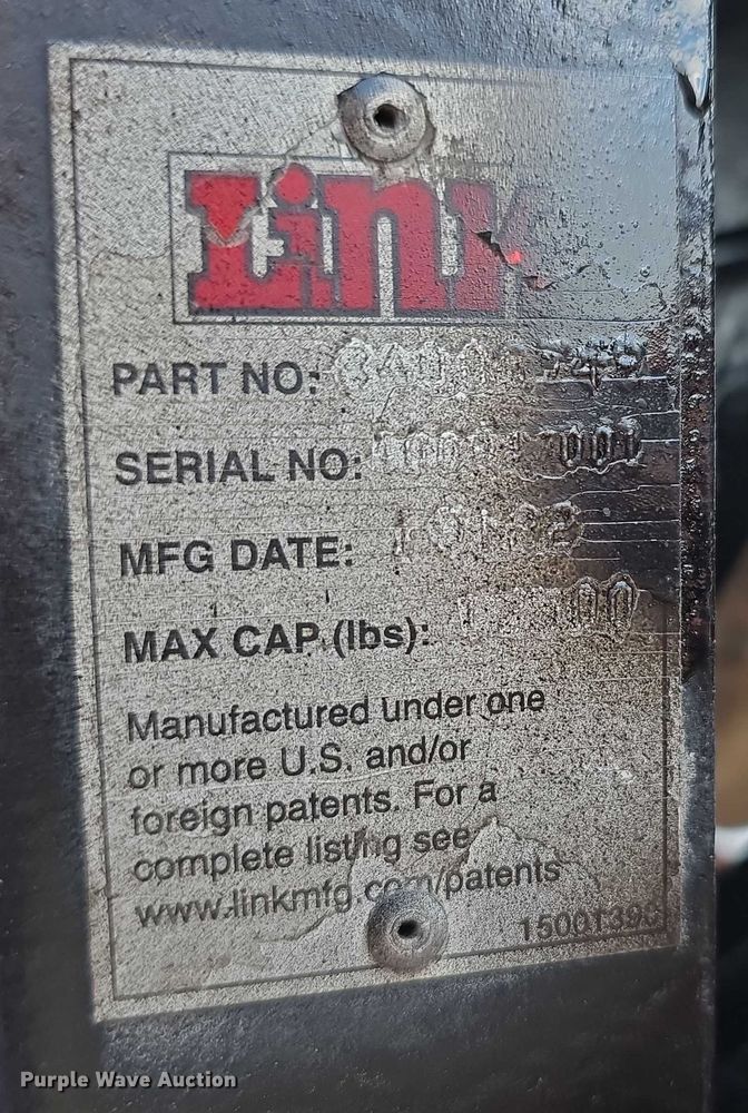 image for item EO1569 2022 Link 8A000749 steerable pusher axle