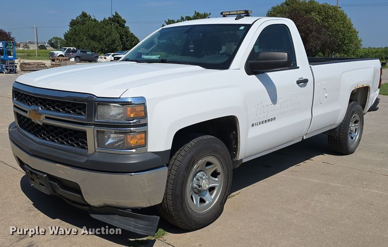 image for item EO1571 2014 Chevrolet Silverado 1500 pickup truck
