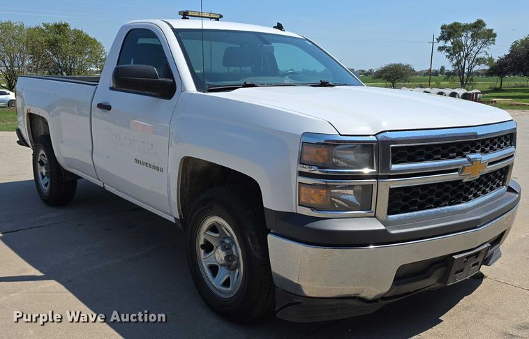 image for item EO1571 2014 Chevrolet Silverado 1500 pickup truck