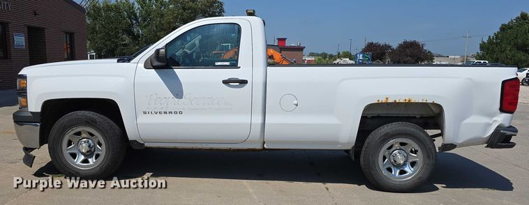image for item EO1571 2014 Chevrolet Silverado 1500 pickup truck