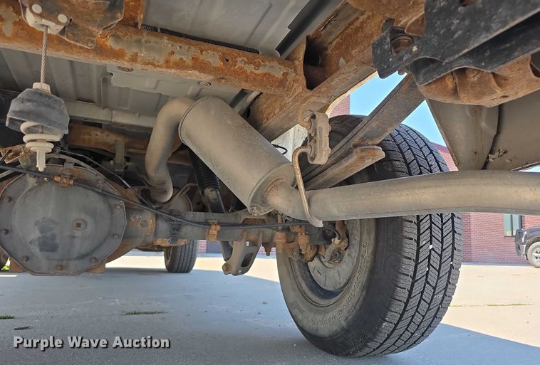 image for item EO1571 2014 Chevrolet Silverado 1500 pickup truck