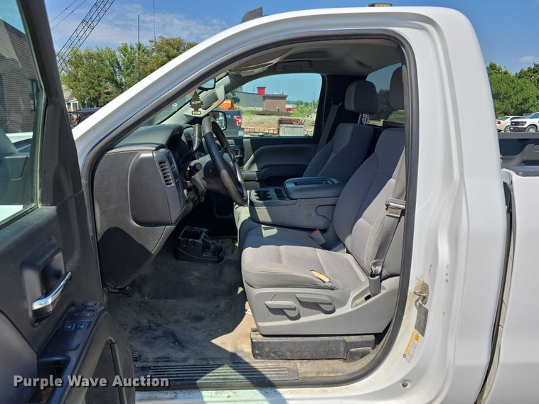 image for item EO1571 2014 Chevrolet Silverado 1500 pickup truck