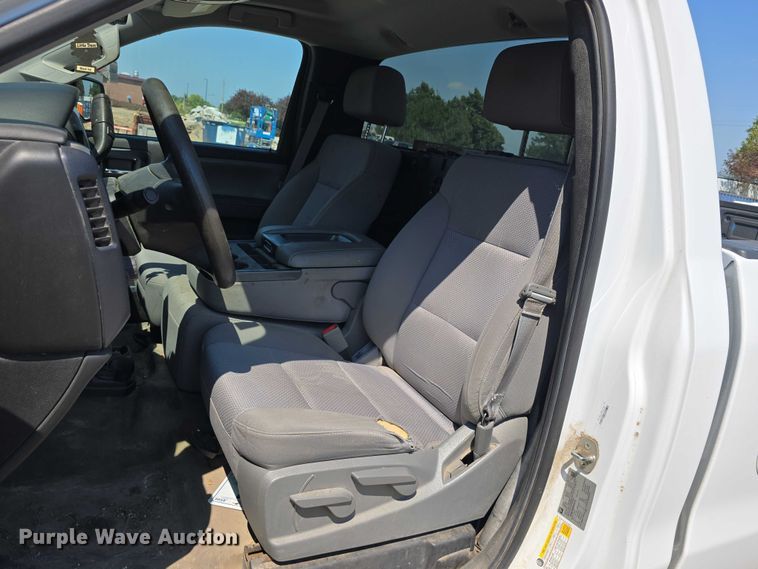 image for item EO1571 2014 Chevrolet Silverado 1500 pickup truck